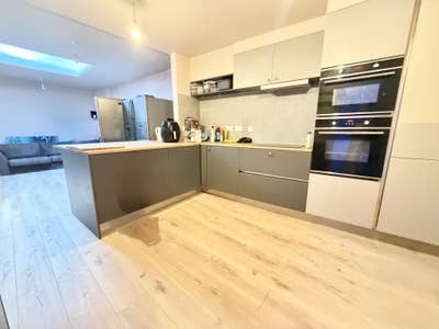 🏡 5 Beautiful Double Rooms Available – Archway  Main Photo