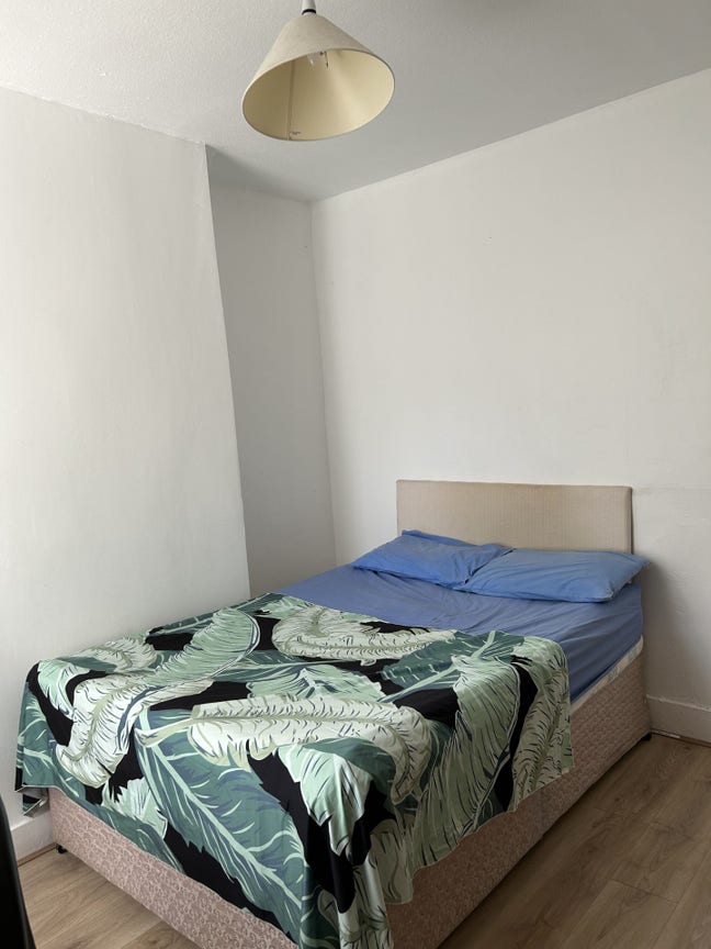 Room in Great Location Main Photo
