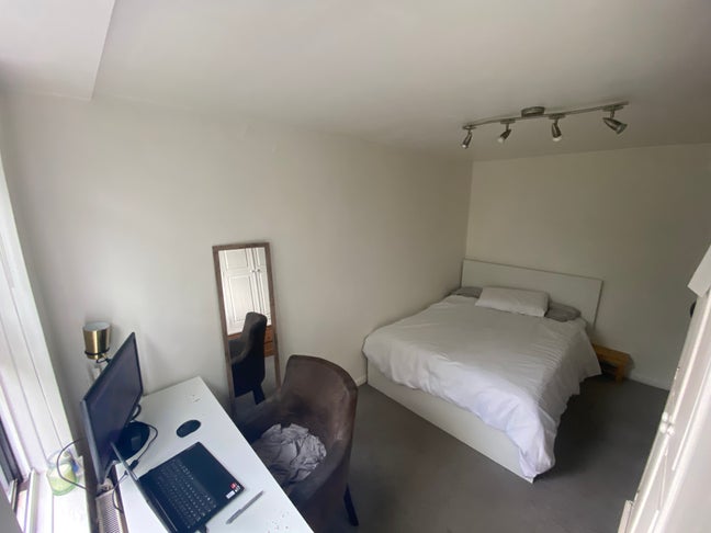 Room in a Shared Flat, Westbourne Park Road, W11 Main Photo