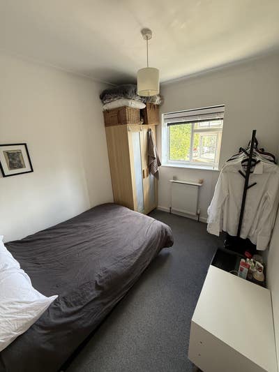 Room in Barnes houseshare, available July Main Photo