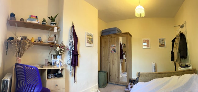 Spacious double room in Cowley  Main Photo