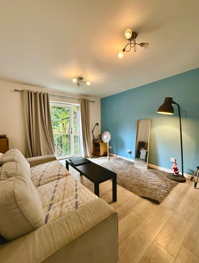 Single Room Available in a Modern 2-Bed Flat Main Photo