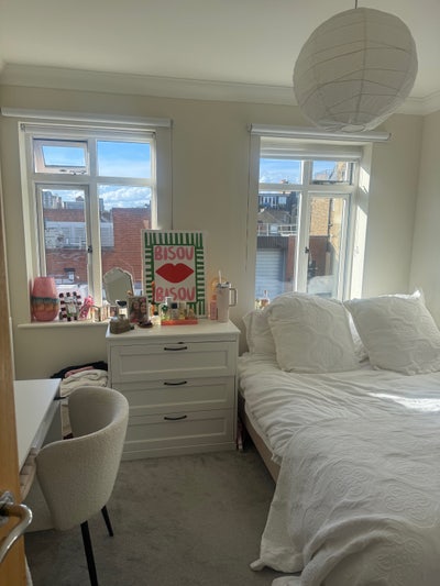 1 Double Room with own bathroom - SW11 🌸 Main Photo