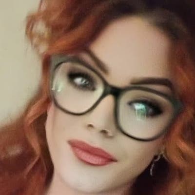 Professional Female seeks a double room Main Photo