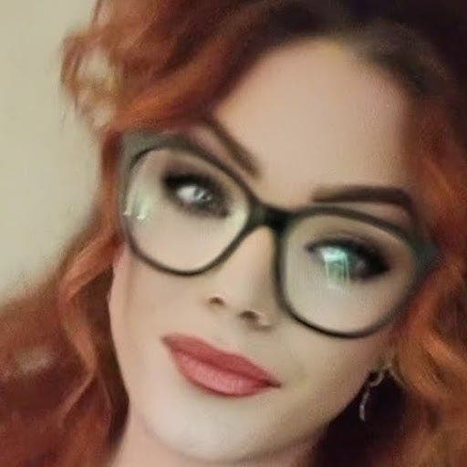 Professional Female seeks a double room Main Photo