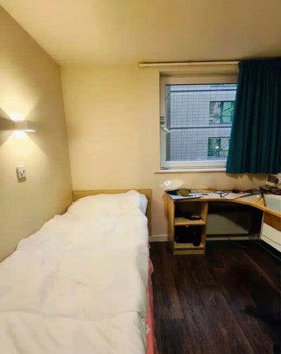 Affordable En-suite Apartment for Student near Uni Main Photo