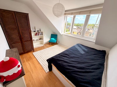 Double room available N4 Main Photo