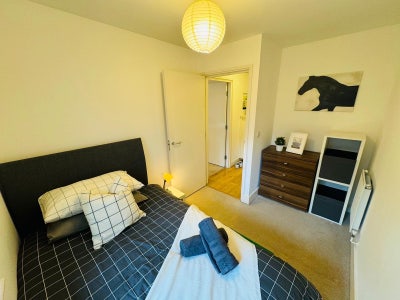 2 Bedroom Flat in Canary Wharf  Main Photo