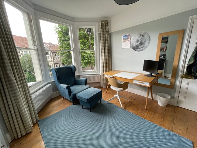 Spacious double room in lovely BS7 house  Main Photo