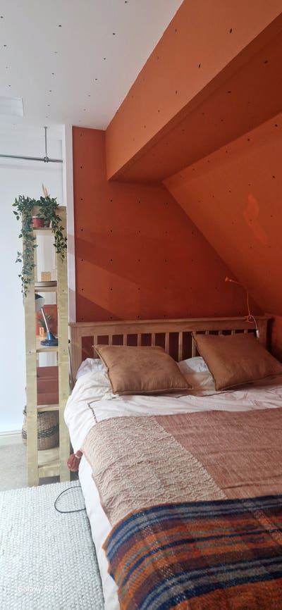 Double room in historic old schoolhouse Main Photo