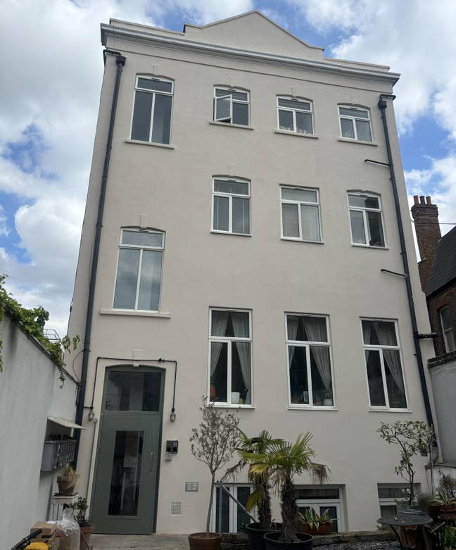 Large Hackney factory conversion - couples welcome Main Photo