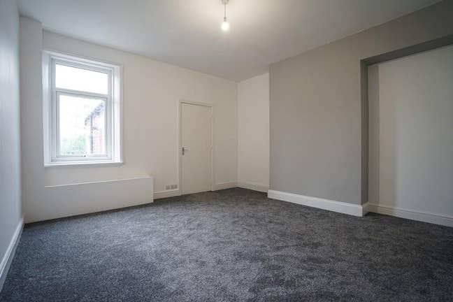 5 Bedroom Flat to rent Main Photo