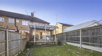 Double room available in a 4-bed house Main Photo