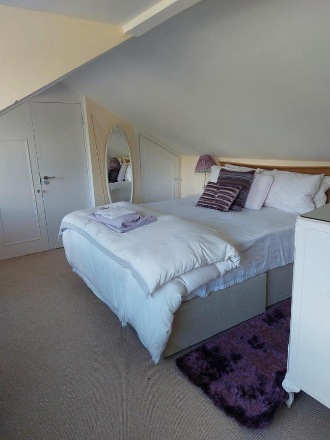 Double room available Main Photo