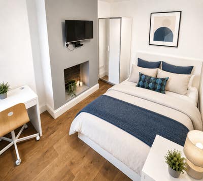Elegant Ensuite Room - Town Centre! Main Photo