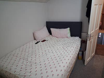 Single room Main Photo