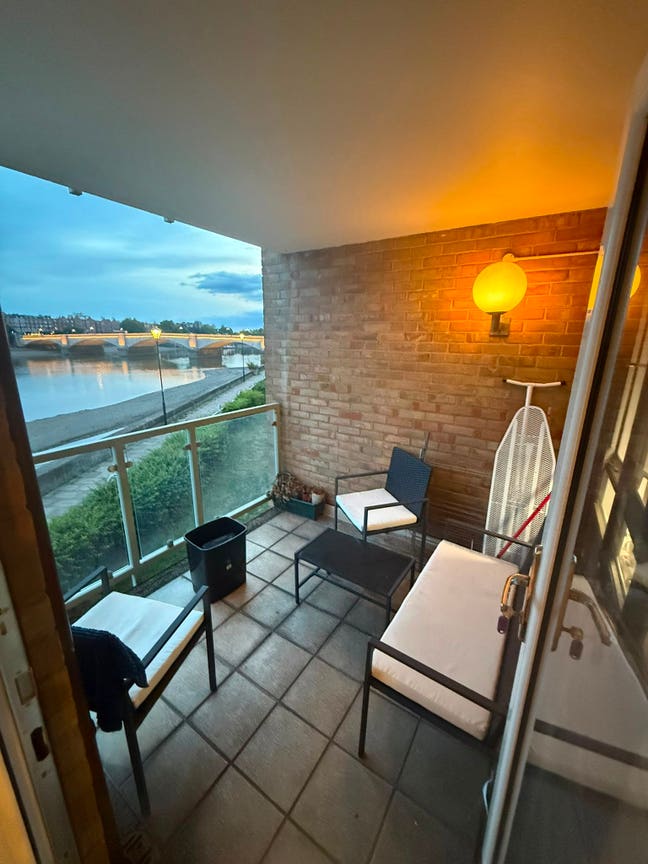 🏡 Room with Private Bathroom – Putney Bridge  Main Photo