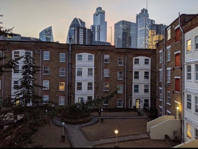 Double Room available in Aldgate East Main Photo