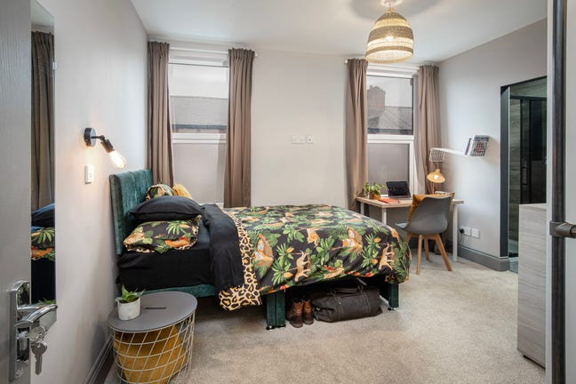 🪴 Nice double ensuite room in a gorgeous house Main Photo