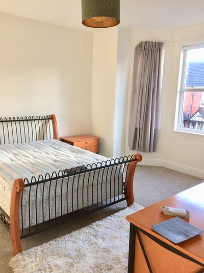 3 large double bedroom - West Didsbury Main Photo