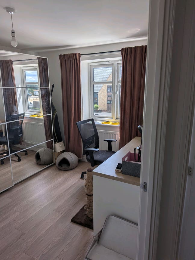 Lovely spacious double room Main Photo