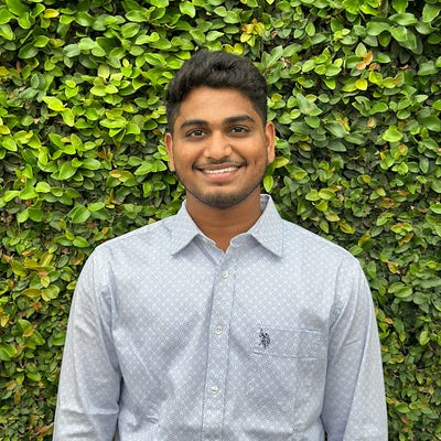 Professional Looking for En-Suite Room  Main Photo