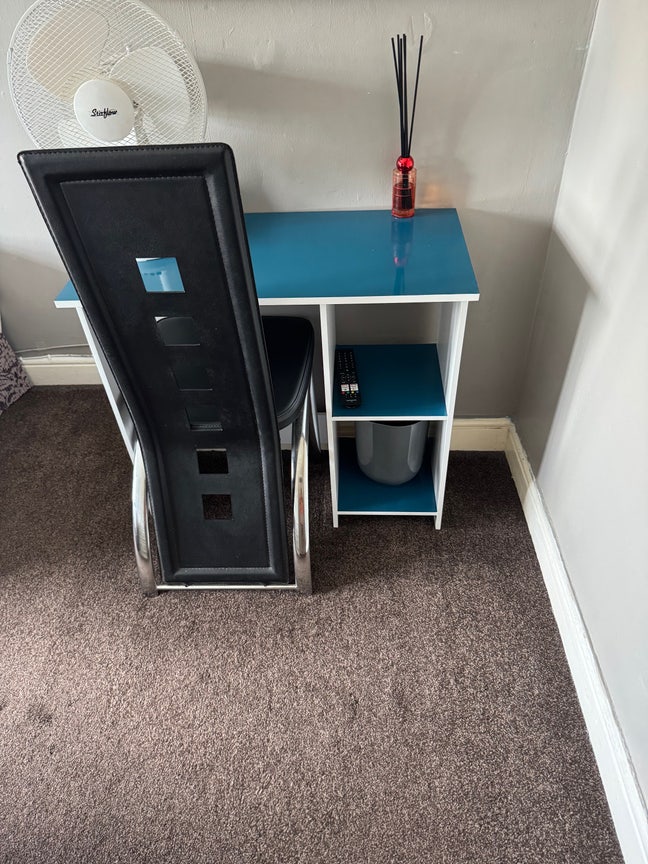 Room for rent  Main Photo