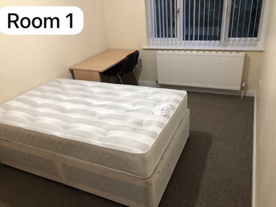     3 Rooms Available | Close to UoB & QE Main Photo