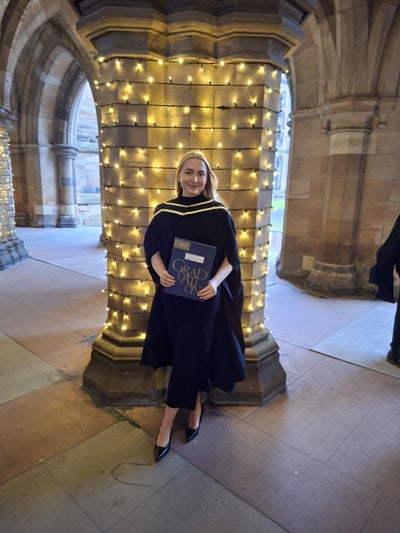 Postgrad student looking for a room in west end :) Main Photo