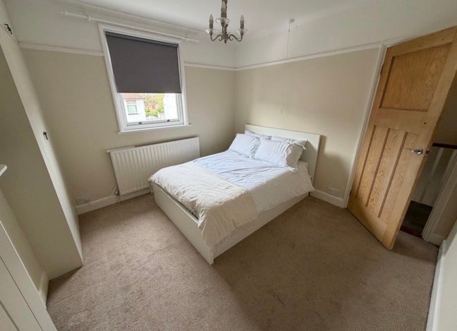     Quiet Double Room Close to Station Main Photo