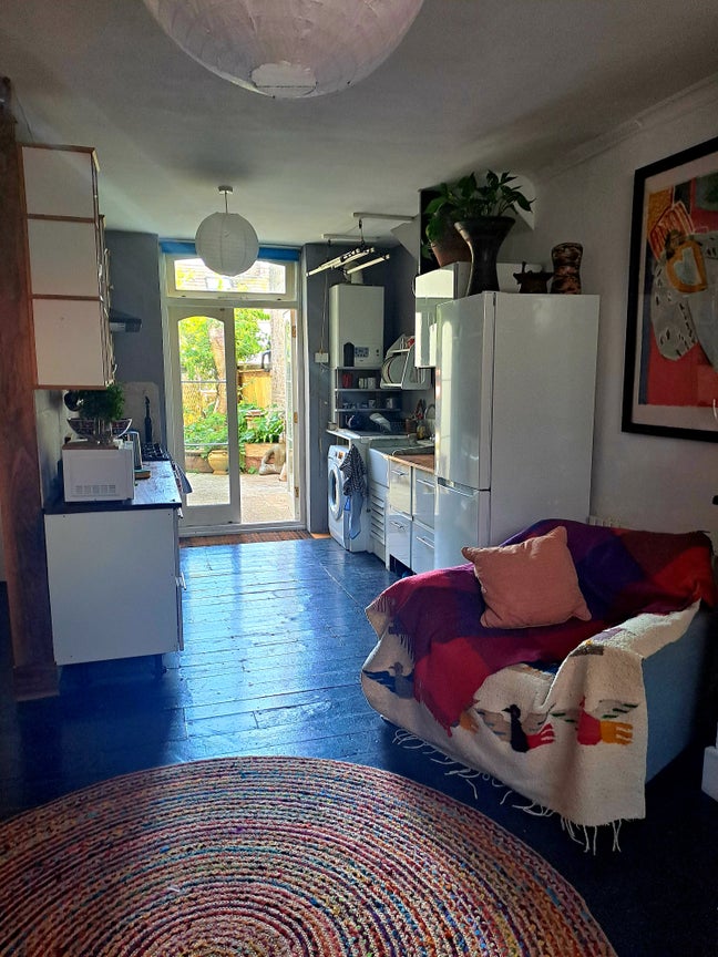 Large Quiet House with Garden Main Photo