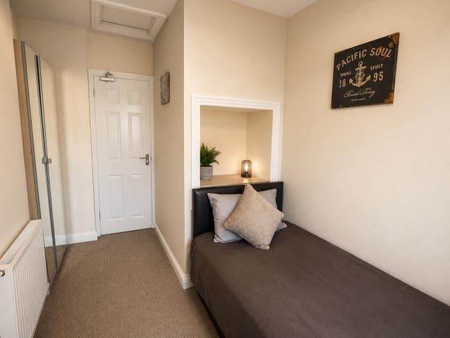 Fantastic En-Suite Rooms Belle Vue Near Racecourse Main Photo