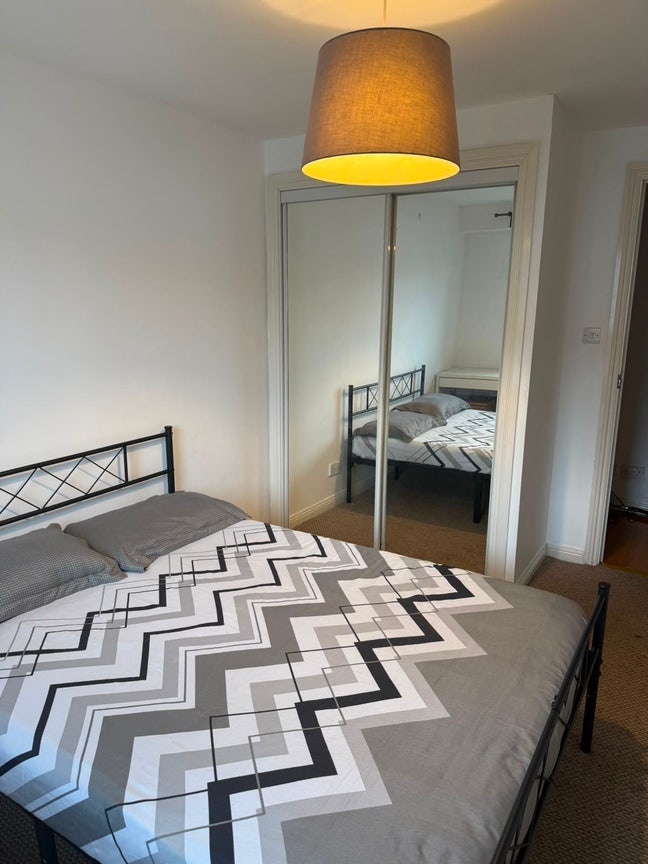 Double bedroom for rent Main Photo
