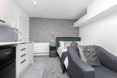 🔥Bright & Airy - Double En-Suite - Herbert Ave 🔥 Main Photo
