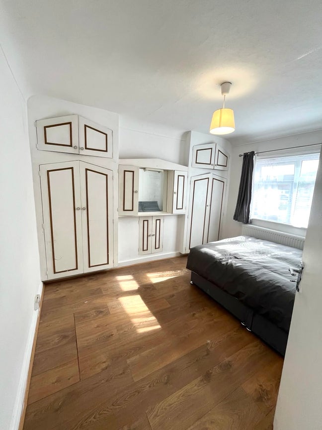Furnished Rooms to Rent- Harrow - Bills Included Main Photo