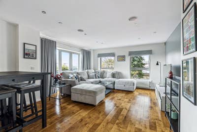 Double room in West End Main Photo