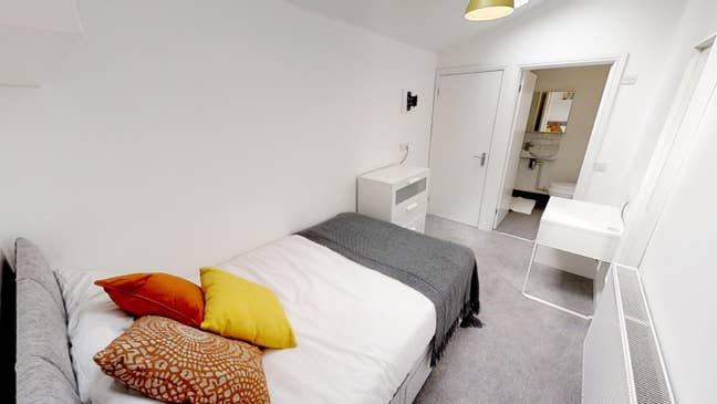 Spacious En-suite Near Gloucester Road Main Photo