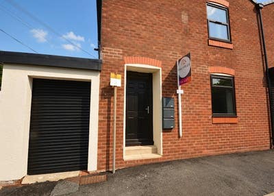 263 Bury Old Road- HMO 3 Rooms Avaliable  Main Photo