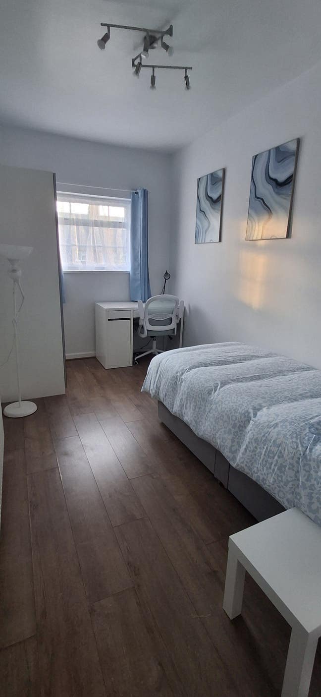 Double Room single occupancy, Wimbledon Chase SW20 Main Photo