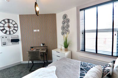 SS4 - Newly refurbished double room.  Main Photo