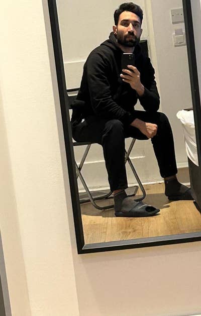 I am a professional male aged 34. I am lookin... Main Photo