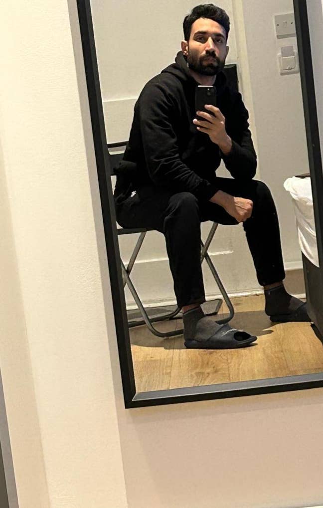 I am a professional male aged 34. I am lookin... Main Photo