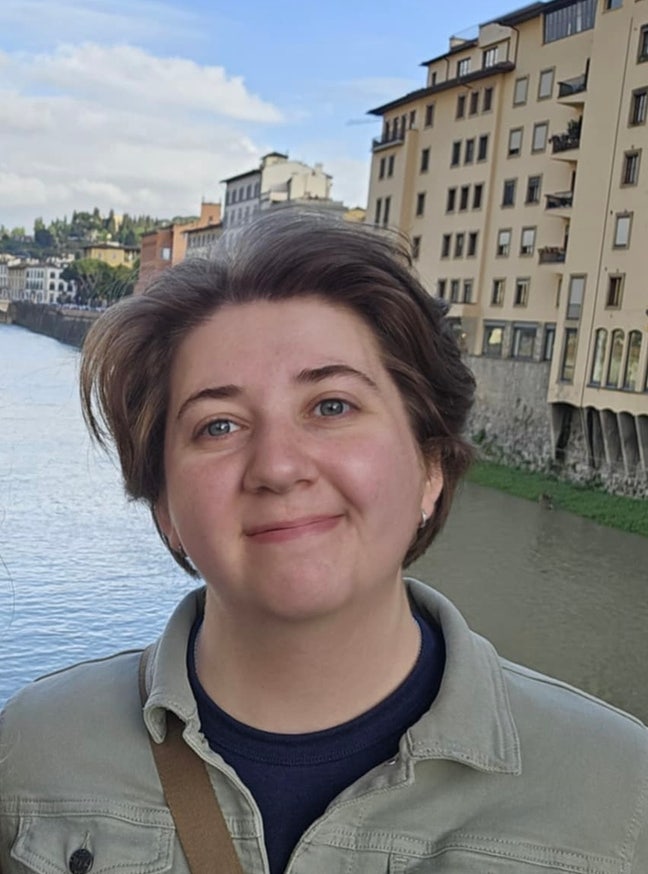 Professional seeking Room to Rent Main Photo