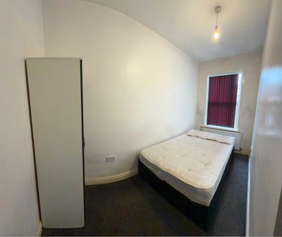 Student?...300&pound;per month  Main Photo