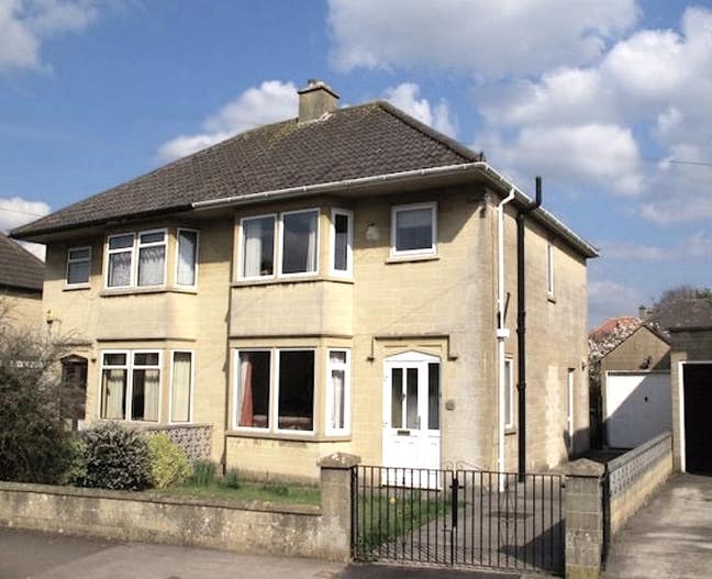 1 tenant wanted for postgrad house in Combe Down Main Photo