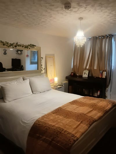 💥1 large dbl rooms in shared house professionals  Main Photo