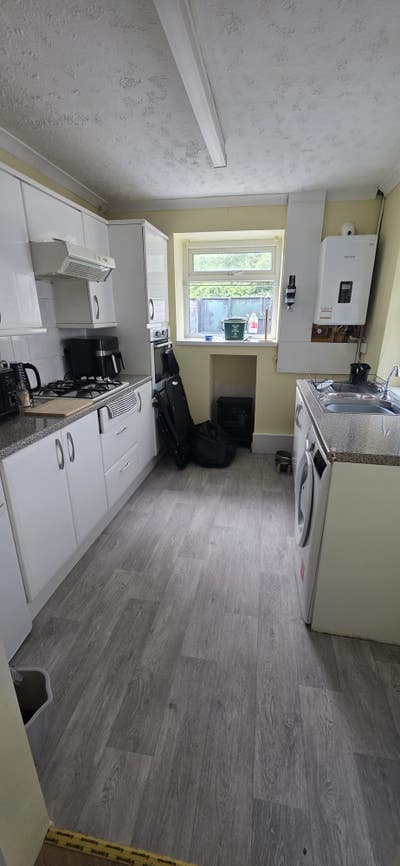 Double Room to Rent – Available from 1st August Main Photo