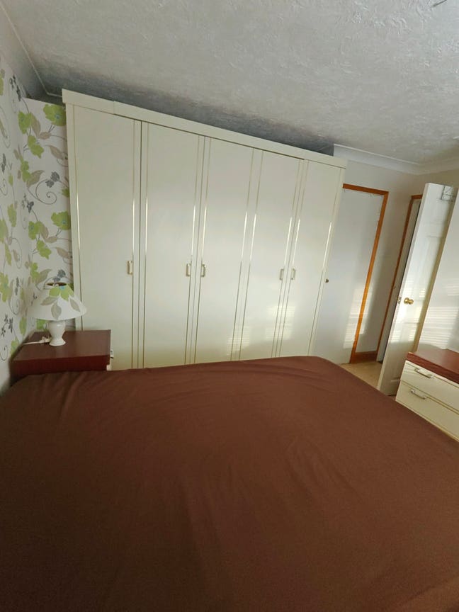 Double Room Available – Ideal for a Professionals Main Photo