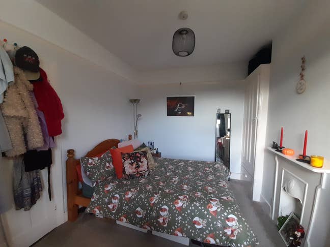 Double room in lovely South Wimbledon house Main Photo