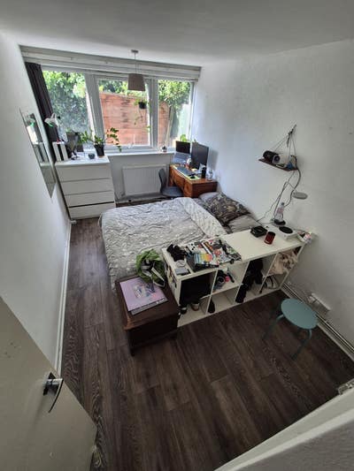**Room Available from September** Main Photo
